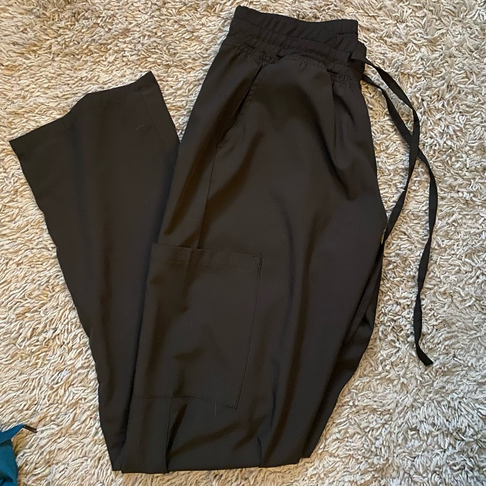 Women’s scrub pants